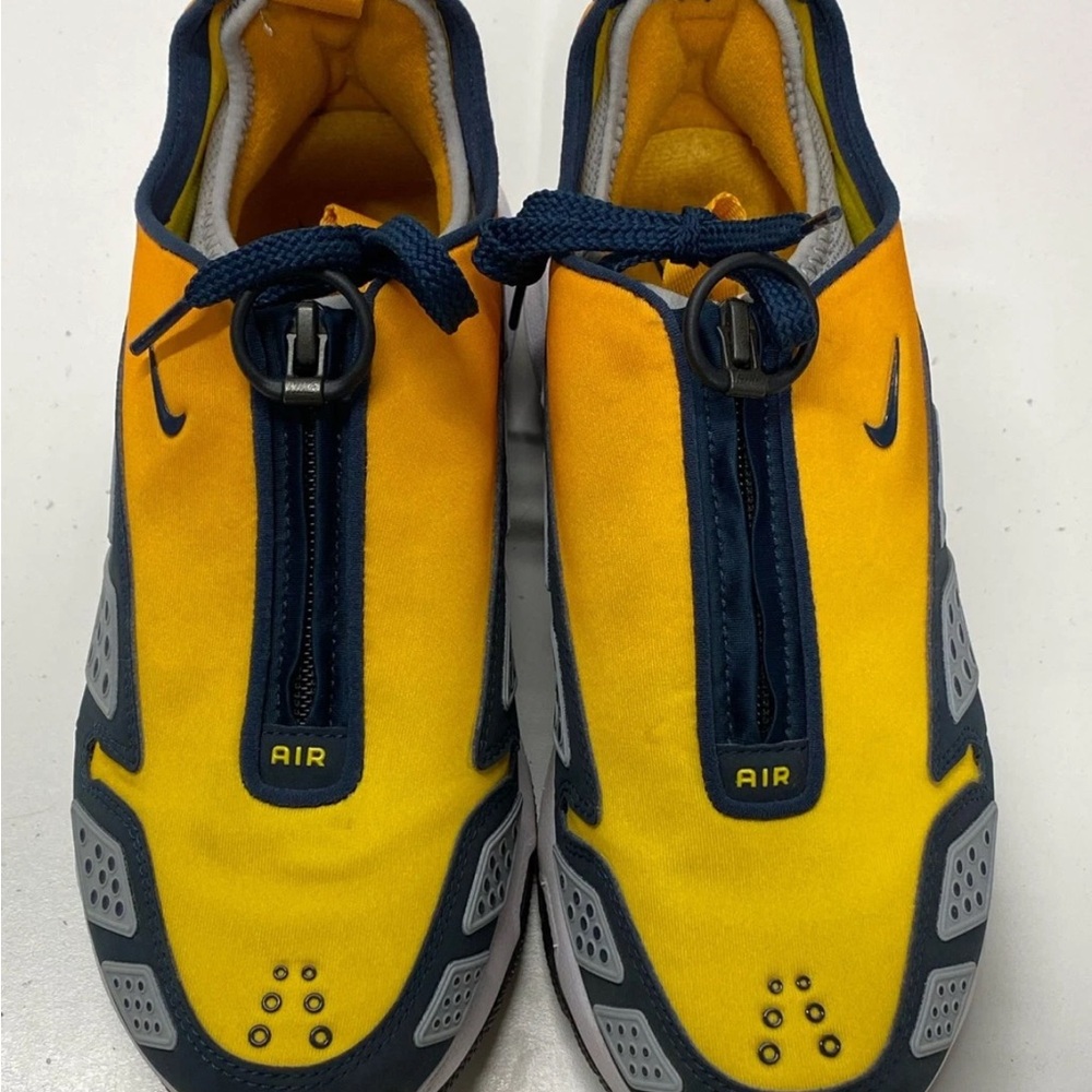 Nike Air Max Sunder (EUC) Womens